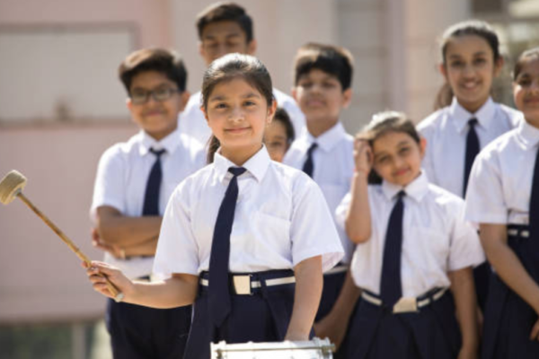 Berita utama rapat sekolah hari ini- 13 Oktober: Berita nasional, olahraga, dan dunia yang dipilih untuk Anda