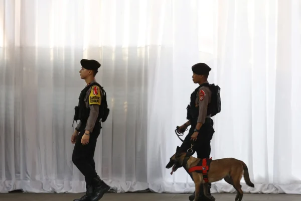 Indonesia tangkap 12 orang karena menyelundupkan bayi ke Singapura