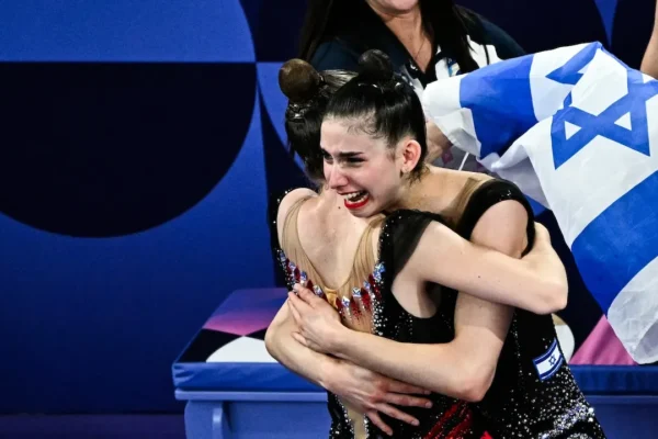 Perlakuan Indonesia terhadap pesenam Israel mengundang kritik tetapi juga penerimaan dari kepala olahraga dunia