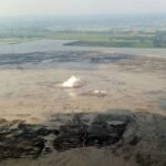 Semburan lumpur panas di sebuah desa di Sumatra Utara, Indonesia, menghidupkan kembali kekhawatiran akan terjadinya bencana Lapindo lainnya