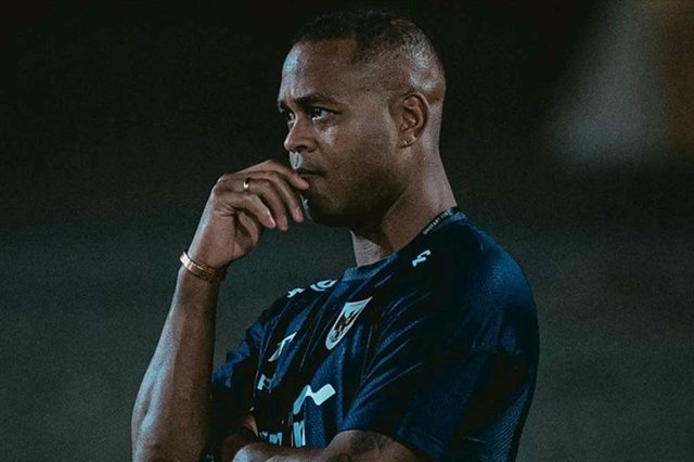 Tidak lagi Kluivert: mengapa mimpi Piala Dunia Indonesia hancur