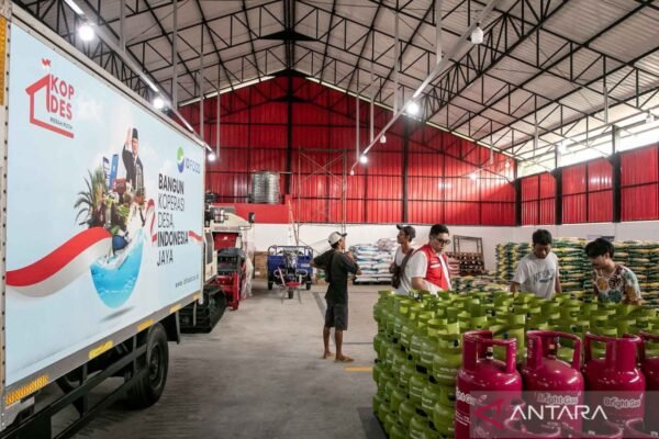 Indonesia berpacu untuk membangun 20.000 koperasi desa pada bulan November