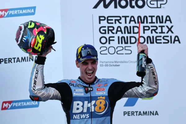 MotoGP Indonesia: Aldeguer menangi balapan pertama saat Marquez cedera di lap 1