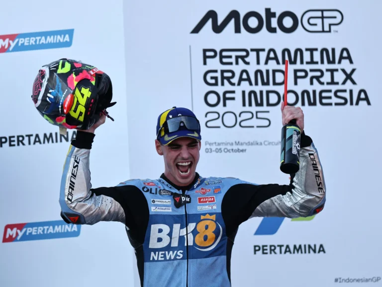 MotoGP Indonesia: Aldeguer menangi balapan pertama saat Marquez cedera di lap 1