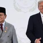 Presiden Indonesia meminta Trump untuk bertemu dengan putranya, Eric, dalam momen 'hot mic'