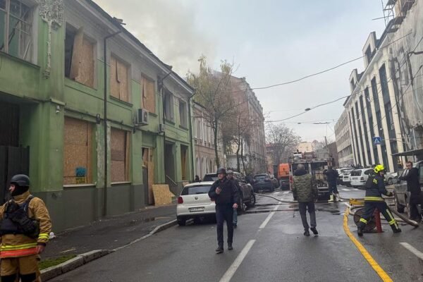 Berita Dunia Singkat: Pembaruan Perang Ukraina, Kabar Terkini Topan di Filipina, Perubahan Demografis di Eropa dan Asia Tengah