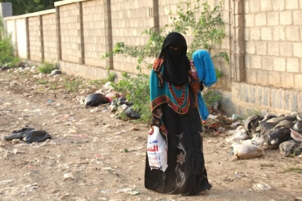 Berita Dunia Singkat: Serangan AS di Yaman, Pembaruan Bantuan untuk Gaza, Beban Utang Memberatkan Dunia Berkembang