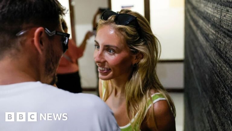 Bonnie Blue: Pembuat konten dewasa akan dideportasi dari Bali