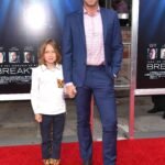 Josh Lucas Mengatakan Keluarganya Pindah ke Bali untuk Sekolah Anaknya — dan Mengingat Pengalaman Menakutkan dengan Laba-laba