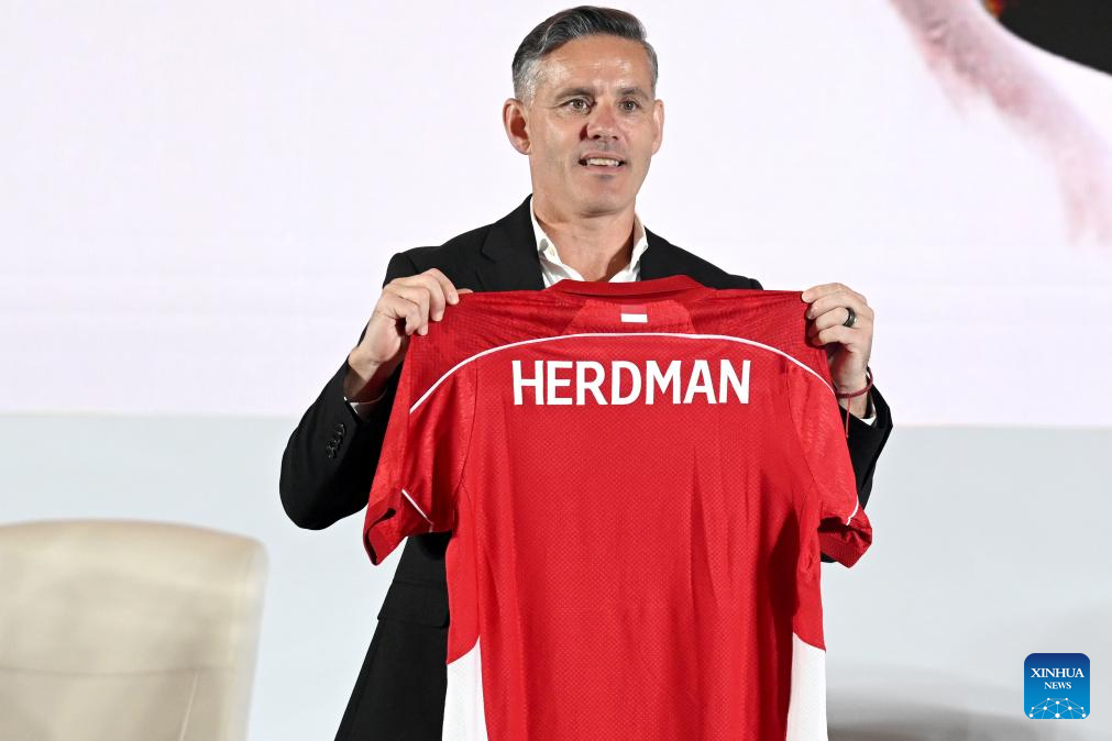 PSSI secara resmi mengumumkan John Herdman sebagai pelatih kepala baru tim nasional sepak bola Indonesia.