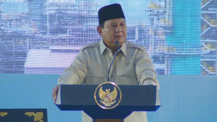 Prabowo menduga adanya upaya sengaja untuk membuat Indonesia bergantung pada impor.