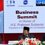 Berita Foto: Prabowo mengawasi kesepakatan senilai $38,4 miliar antara Amerika Serikat dan Indonesia.