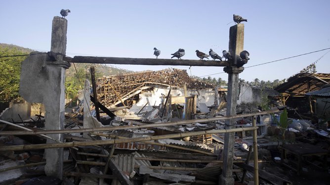 Gempa bumi di Indonesia: Pulau Lombok terangkat 25 cm, temuan para ilmuwan.
