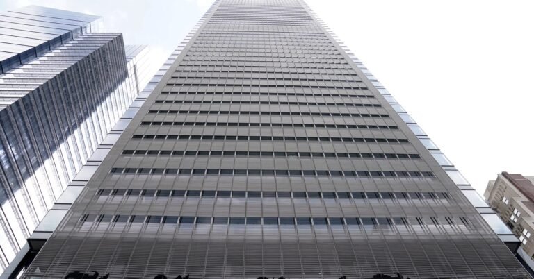 Langganan The New York Times meningkat berkat paket gabungan konten berita dan gaya hidup.