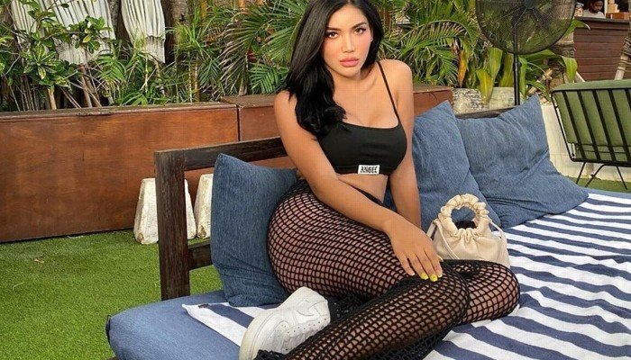Selebriti transgender perempuan Indonesia, Millen Cyrus, dipindahkan ke sel penjara pribadi setelah menimbulkan kemarahan.