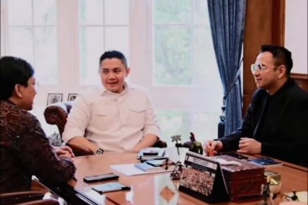 Berdiskusi dengan Yovie dan Raffi, Seskab Ingin Bahasa Indonesia Mendunia