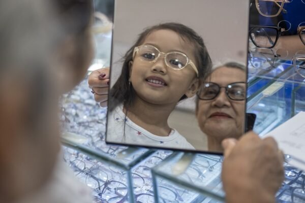 Indonesia berkomitmen untuk meningkatkan layanan kesehatan mata yang terjangkau dan merata.