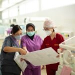 Indonesia memperkuat perencanaan tenaga kerja kesehatan melalui analisis pasar tenaga kerja.