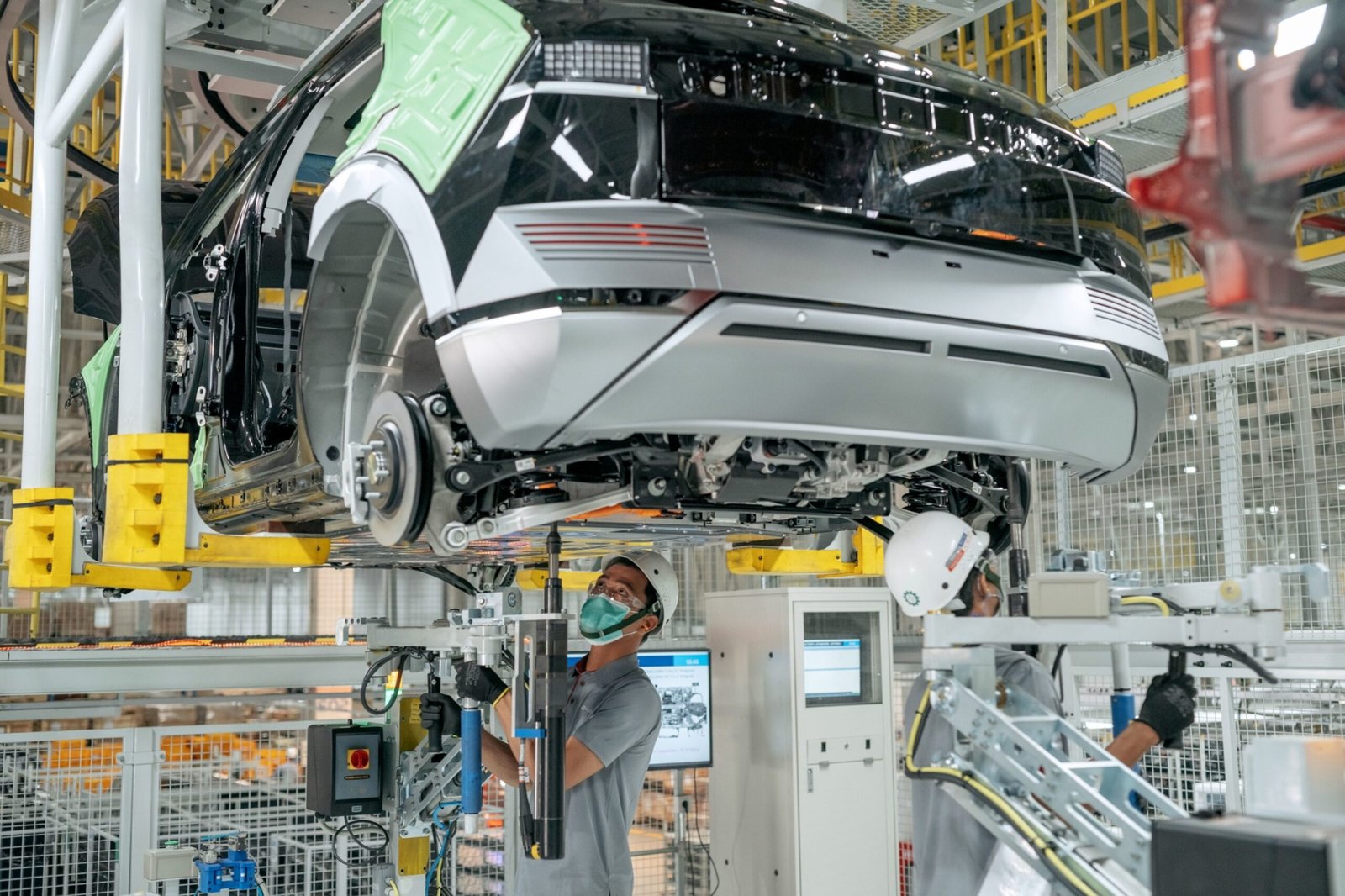 Indonesia mendekati Geely untuk membantu mengembangkan mobil listrik buatan dalam negeri