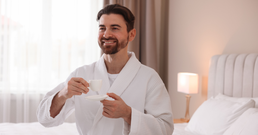 Saya berusia 44 tahun, dan hal yang tak pernah diberitahukan kepada saya tentang usia ini adalah bahwa ini adalah usia pertama di mana Anda bisa melihat dengan jelas ke dua arah — cukup jauh ke belakang untuk menyadari apa yang telah Anda korbankan, dan cukup jauh ke depan untuk...