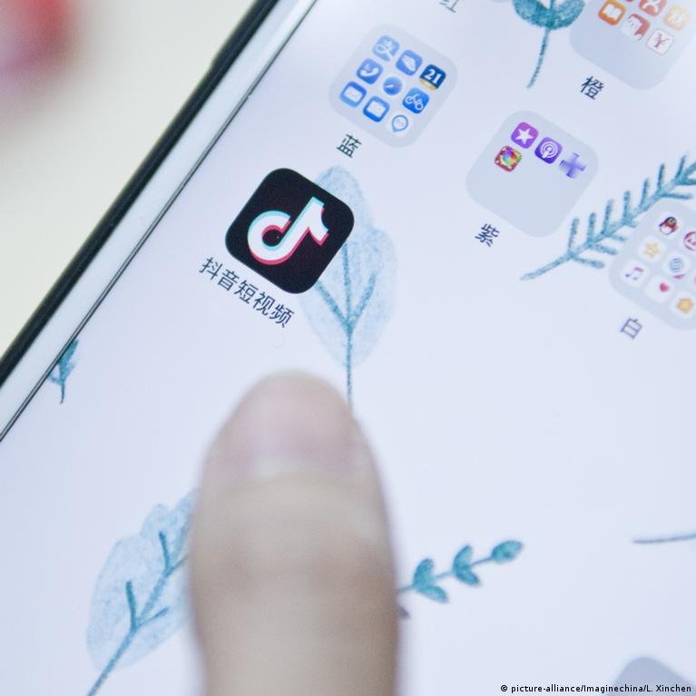 Indonesia memblokir aplikasi TikTok yang dianggap 'pornografi'
