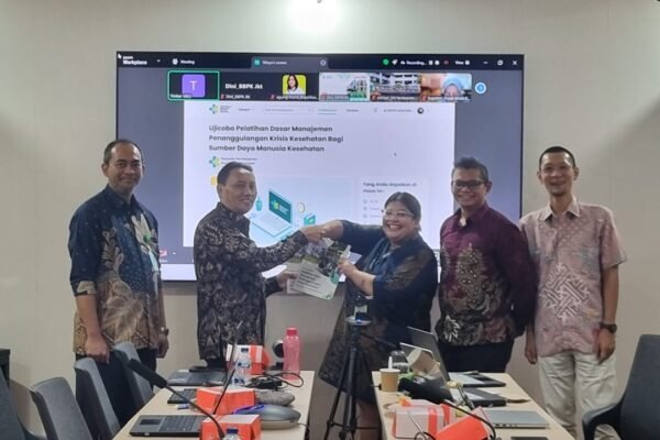 Meningkatkan kesiapsiagaan dalam menghadapi keadaan darurat kesehatan melalui program e-learning nasional bagi tenaga kesehatan cadangan di Indonesia