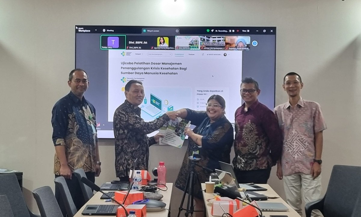 Meningkatkan kesiapsiagaan dalam menghadapi keadaan darurat kesehatan melalui program e-learning nasional bagi tenaga kesehatan cadangan di Indonesia